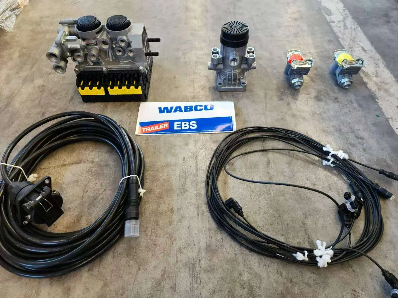Trailer braking components and wiring