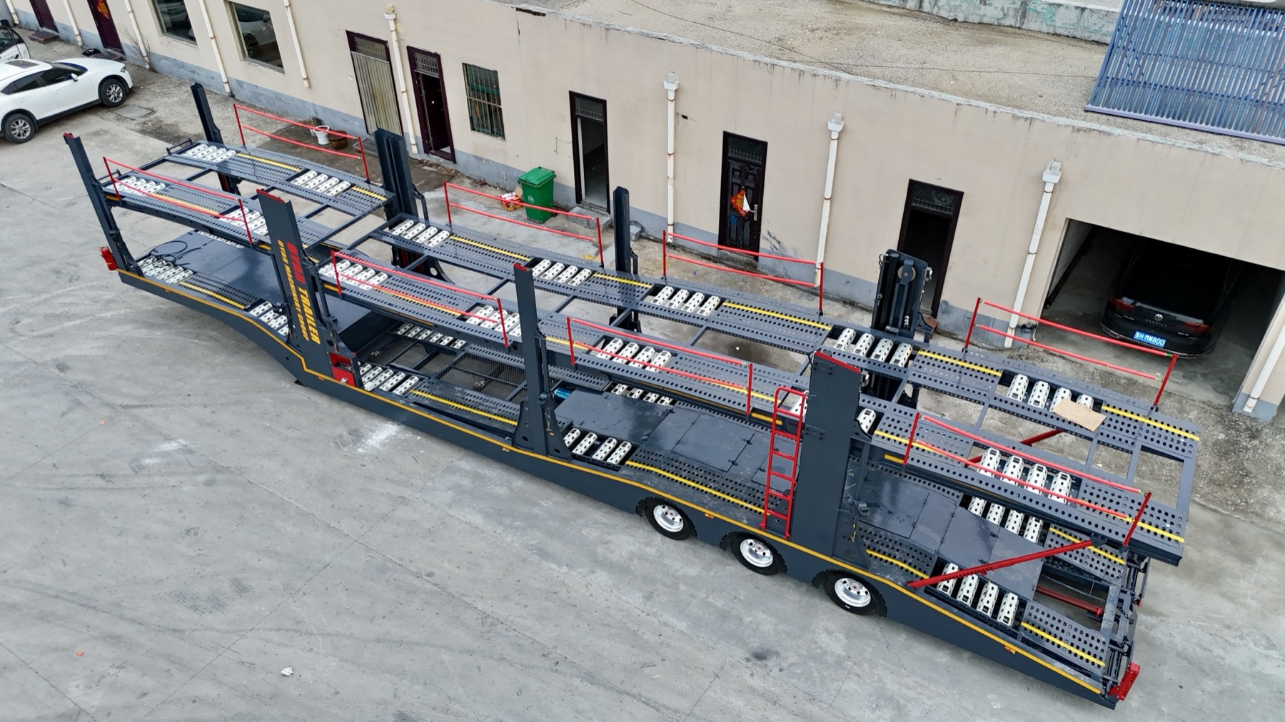 3-axle car carrier